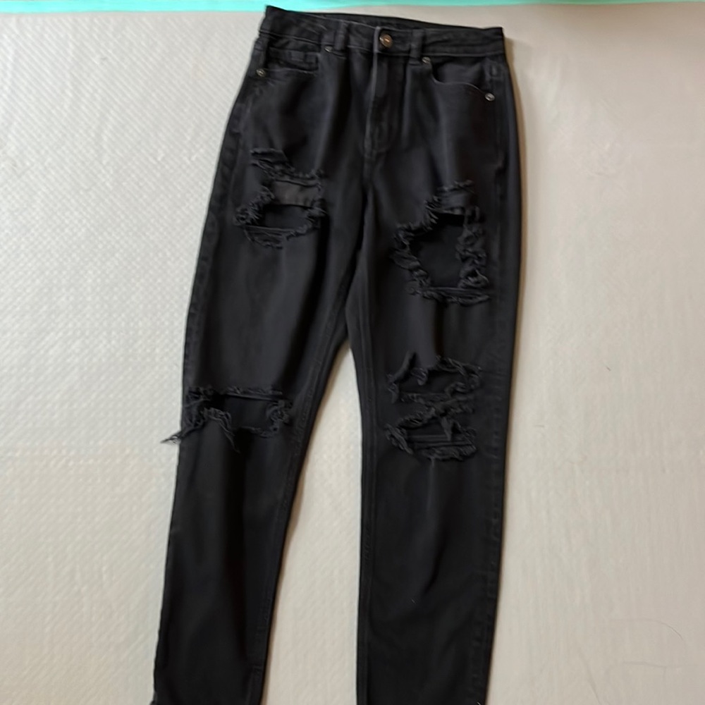 American Eagle ripped jeans
